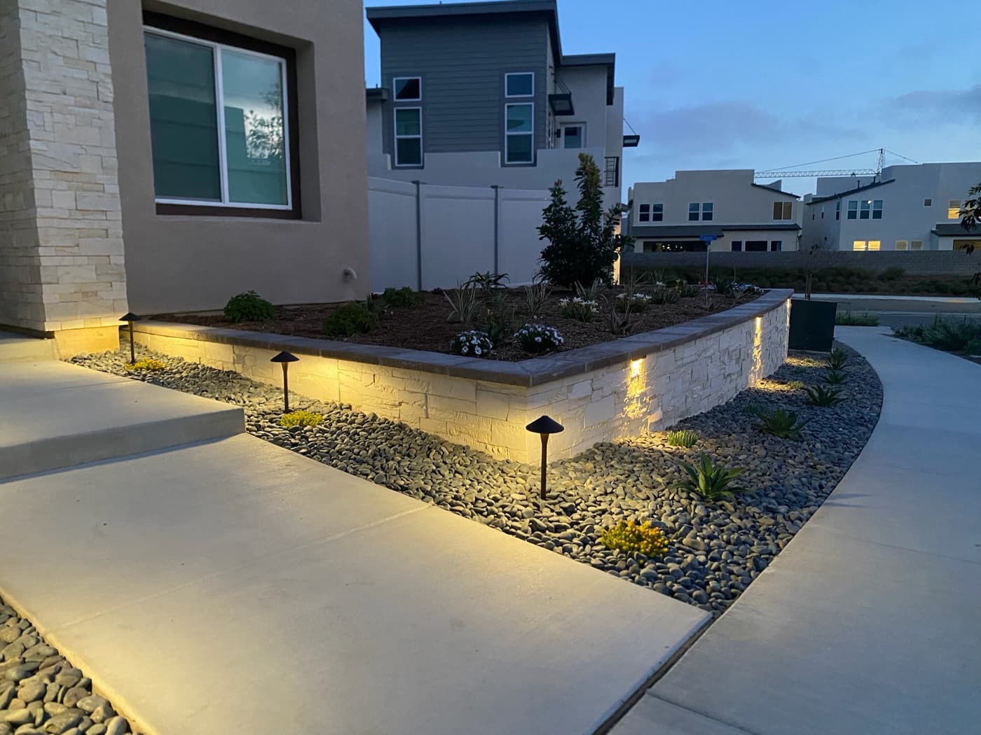 Water feature and stone hardscape by Modern Yardz in Point Loma